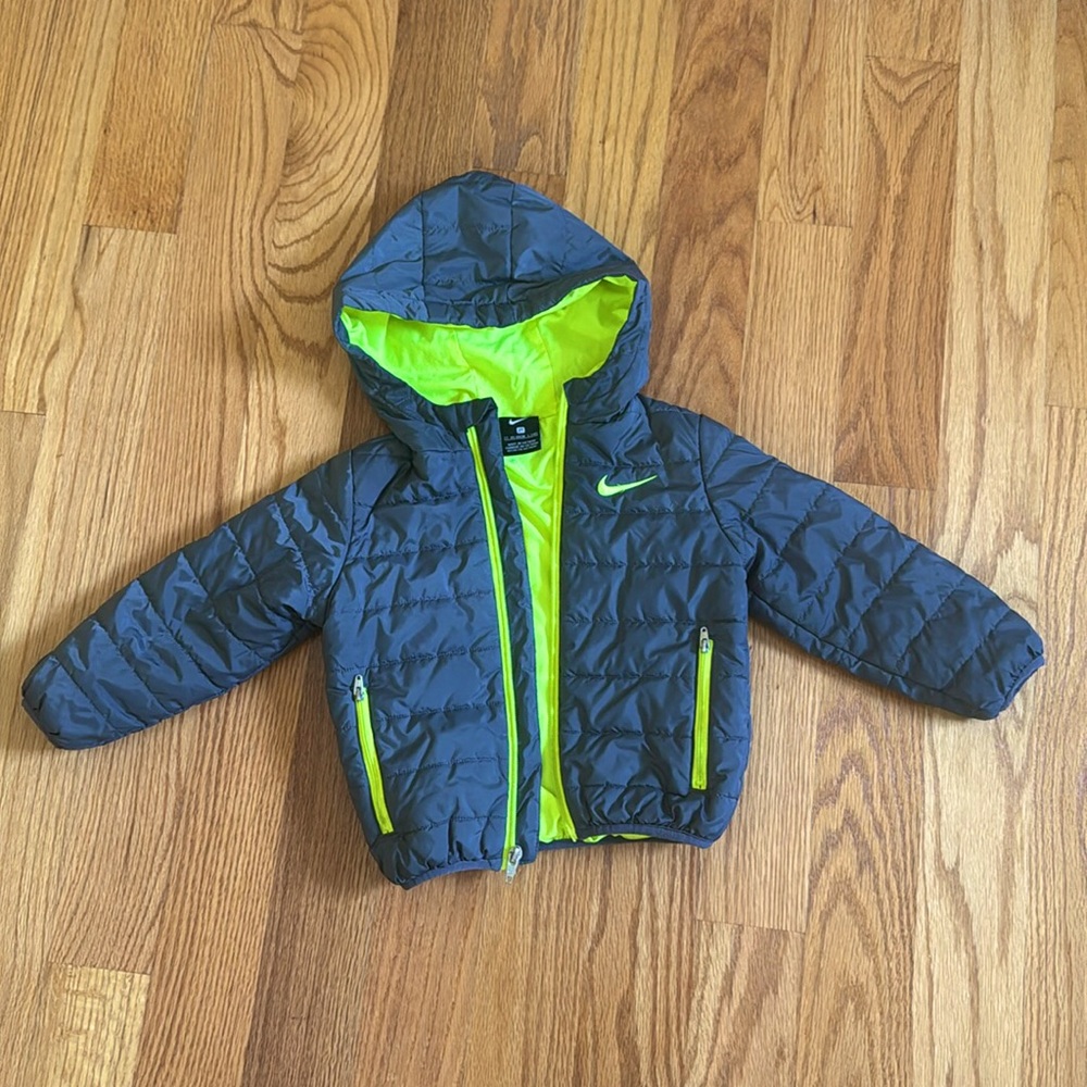 Nike jacket for toddlers 2T